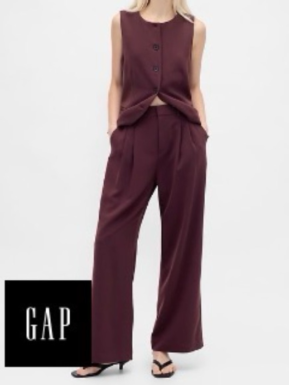 GAP 365 High Rise Pleated Trouser in Bordeaux Purple